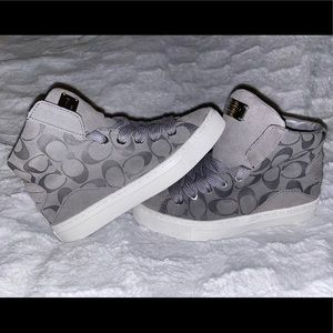 Coach 😍 Renee High Top Suede Monogram Sneakers 👟